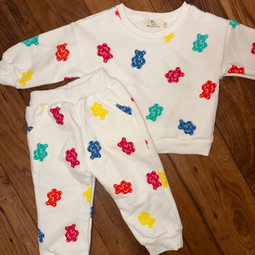 Kids White Gummi Bear Matching Set - Multicolor